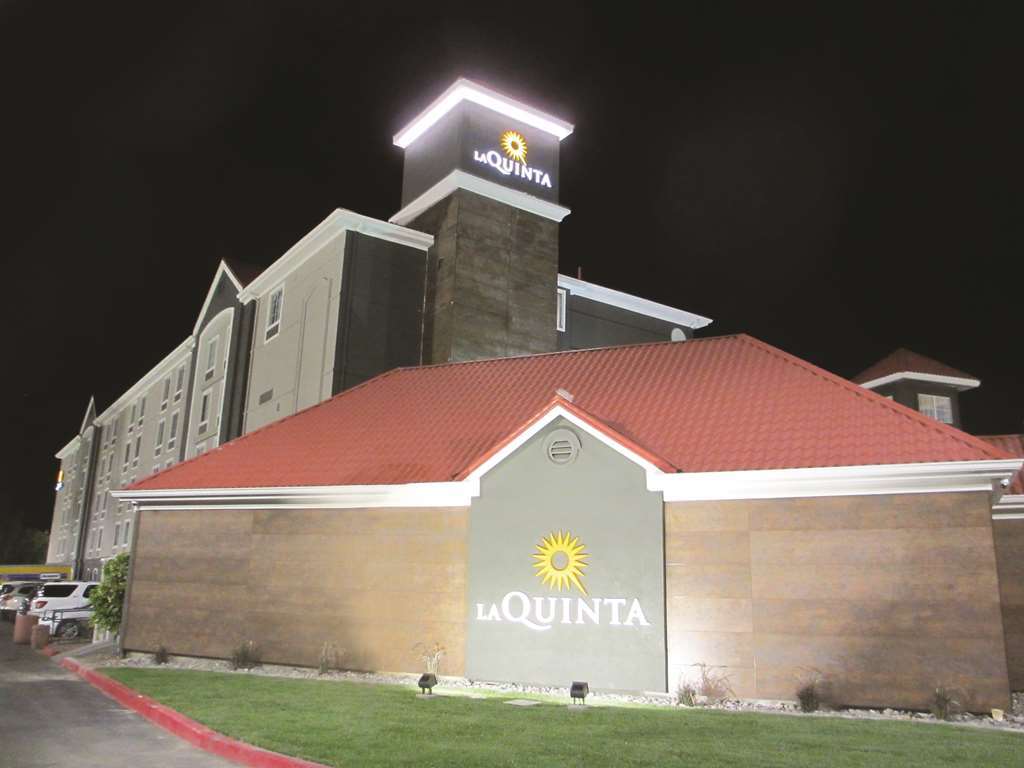 La Quinta By Wyndham Las Vegas Summerlin Tech Exterior foto